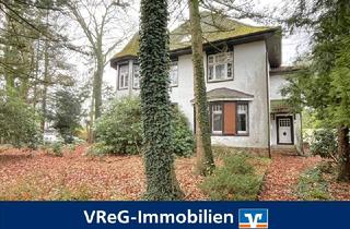 Villa kaufen in 25560 Schenefeld, Sanierungsbedürftige Villa mit Anbau auf parkähnlichem Grundstück in Schenefeld (Mittelholstein)