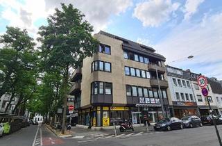 Wohnung kaufen in 47798 Krefeld, Krefeld - Barrierefrei 4-Zimmer Wohnung mit Balkon, Aufzug, TG,