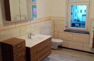 Haus kaufen in 07607 Eisenberg, Eisenberg - Anleger: 4-Parteien-Mietshaus im Zentrum von Eisenberg