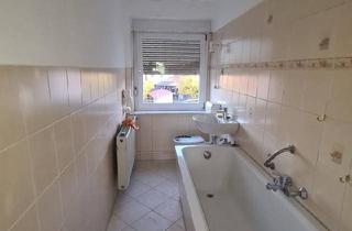 Wohnung kaufen in 04758 Oschatz, Oschatz - Teilentkernte 3-Raum-Wohnung mit Tageslichtbad in ruhiger Lage!