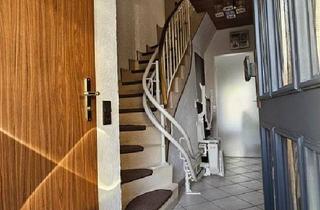 Haus kaufen in 28816 Stuhr, Stuhr - Seniorengerechtes Reihenendhaus in Stuhr | Treppenlift | frei