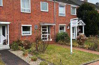 Reihenhaus kaufen in 23569 Lübeck, Lübeck - Ruhig gelegenes Mittelreihenhaus mit Garage in Lübeck -Kücknitz