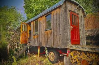Haus kaufen in 88637 Leibertingen, Leibertingen - Autarker ökologischer Zirkuswagen mit Zentralheizung und PV