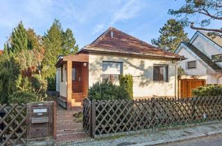 Haus kaufen in 13507 Berlin, Berlin - ANBAUEN - AUFSTOCKEN - AUSBAUEN Bungalow in familiärer Tegeler Siedlung