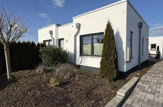 Haus kaufen in 34292 Ahnatal, Ahnatal - Exklusives KFW 55 Niedrigenergiehaus im Bauhaus-Stil Am Kammerberg