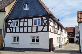 Haus kaufen in 63110 Rodgau, Rodgau - Kernsaniertes Fachwerk und Moderne in einem vereint