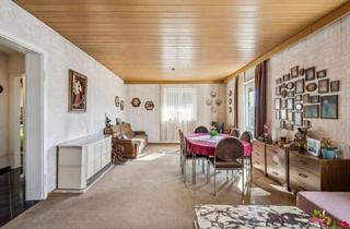 Wohnung kaufen in 71642 Ludwigsburg, Ludwigsburg - Zwei Wohnungen im Dreifamilienhaus - Ihr Projekt mit Charakter und Geschichte