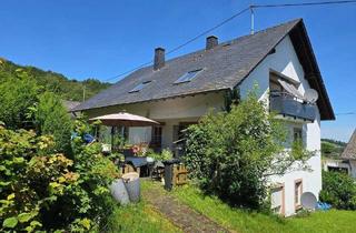 Haus kaufen in 54317 Farschweiler, Farschweiler - Mehrgenerationen Landhaus, Ortsrandlage (3 Wohneinheiten) mit Garten und altem Baumbestand