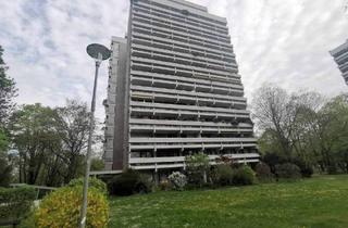 Wohnung kaufen in 82024 Taufkirchen, Taufkirchen - Gepflegte 4 12-Zimmerwohnung mit Süd- u. Westbalkon und Tiefgaragenstellplatz