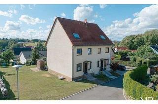 Haus kaufen in Bergstraße 5, 08496 Neumark, Neumark - Ein schönes Zuhause mit toller Aussicht