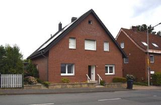 Haus kaufen in 32130 Enger, Enger - Jung kauft Alt: Wohnhaus mit vielen Nutzungsalternativen in der Stadt Enger