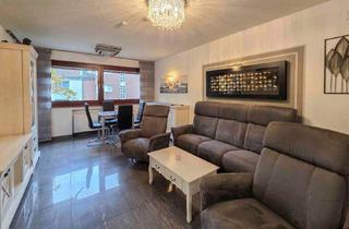 Wohnung kaufen in 50678 Köln, Köln - 2-Zimmer-Wohnung mit Balkon & Garage in der Kölner Südstadt - urban leben, clever investieren