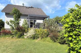Einfamilienhaus kaufen in 61389 Schmitten, Schmitten - In idyllischer Taunuslage - energieeffizientes Einfamilienhaus mit schönem, großen Garten