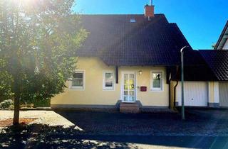 Einfamilienhaus kaufen in 66879 Steinwenden, Steinwenden - Obermohr - Gepflegtes Einfamilienhaus mit separater Einliegerwohnung und zwei Garagen