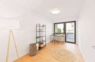 Wohnung kaufen in Kornwestheimer Straße 215, 70825 Korntal-Münchingen, Korntal-Münchingen - Helle und große Wohnung mit 2 Balkonen, 3x Stellplätzen und Provisionsfrei