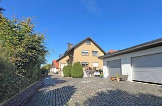 Haus kaufen in 32130 Enger, Enger - Charmantes 2 Familienhaus + Baugrundstück in 32130 Enger