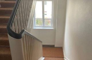 Wohnung kaufen in Reichsstraße, 14052 Berlin, Berlin - Charmanter Altbauklassiker trifft Moderne mit Licht, Ruhe & perfekter Raumaufteilung