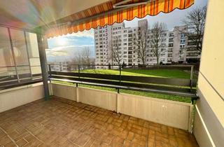 Wohnung kaufen in 31139 Hildesheim, 2,5-Zimmer-Wohnung in naturnaher Lage mit Loggia und eigener Garage