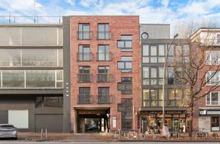 Wohnung kaufen in 22303 Winterhude, In zentraler Lage von Winterhude – Großzügige 3-Zimmer Wohnung mit Südwest Balkon