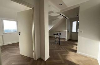 Wohnung kaufen in Osterdeich 75, 28205 Peterswerder, Weser- & Stadionblick: Modernisierte 2-Zimmerwohnung in Traumlage am Osterdeich