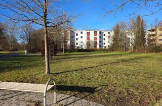 Wohnung kaufen in 86343 Königsbrunn, Helle 3- Zimmer Wohnung mit tollem Ausblick auf Park für Naturliebhaber, in Königsbrunn