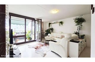 Wohnung kaufen in 10629 Charlottenburg, Freiwerdende 2-Zimmer-Wohnung mit Westterrasse und Fahrstuhl nur 300 Meter vom Kudamm!