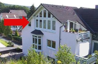 Wohnung kaufen in 57078 Siegen, Charmante, moderne Dachgeschosswohnung (3-ZKB), Loggia & Balkon in sehr gepflegtem Mehrfamilienhaus