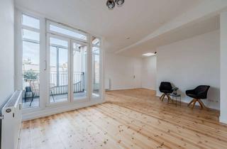 Wohnung kaufen in Triftstraße, 13353 Wedding, Dachgeschoss-Maisonette mit Terrasse & separatem Eingang!