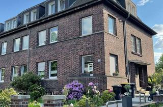 Wohnung mieten in 46236 Bottrop, Gepflegte 4-Zimmer-Wohnung KDB mit Balkon im 1. OG in Bottrop-Süd-West