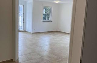 Wohnung mieten in Wasserturmstraße, 81827 Trudering-Riem, Von privat: Lichtdurchflutete 3-Zimmer-Wohnung mit großzügiger Terrasse: Waldtrudering