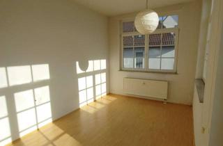 Wohnung mieten in Rosenstraße 71, 73733 Esslingen, Elegante 2-Zimmer Wohnung mit Balkon im 2. OG in Esslingen am Neckar