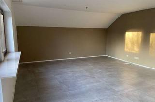 Wohnung mieten in Schlossstraße 22, 74635 Kupferzell, Helle 2,5-Zimmer Dachgeschosswohnung in Kupferzell