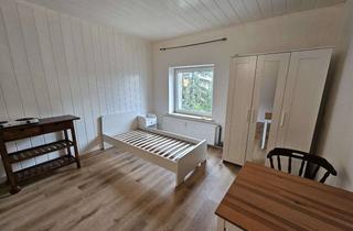 Wohnung mieten in Josefstr. 30, 41462 Neuss, Zentral gelegene 1-Zimmer-Wohnung mit Kochgelegenheit in Neuss