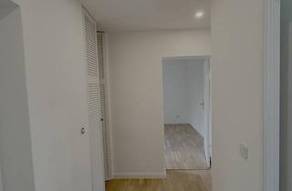 Wohnung mieten in 12203 Lichterfelde, Kernsanierte 3‑Zimmer Wohnung im 3. OG mit Balkon in Lichterfelde