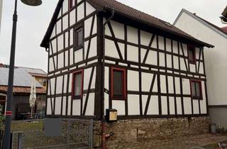 Haus kaufen in 35633 Lahnau, Großzügiges Fachwerkhaus mit Scheune und Gartenparadies