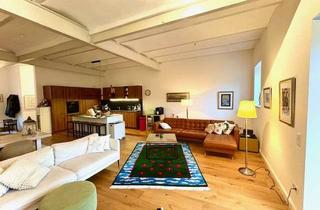 Haus mieten in Volkardeyer Straße 45 f, 40880 Ratingen, Exklusives, saniertes Einfamilienhaus mit EBK auf Gutshof in Ratingen / Grenze Düsseldorf