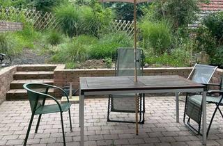 Immobilie mieten in 70736 Fellbach, Zimmer mit eigenem Bad in großem Haus mit Garten und Arbeitszimmer