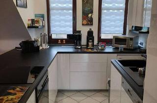 Wohnung kaufen in Schützenstrasse 41, 53343 Wachtberg, Mod. lichtdurchflutete DG-Whg. Klima,Pelleto.+PV-Anlage,unverb.FERNSICHT+3-Fachvergl.