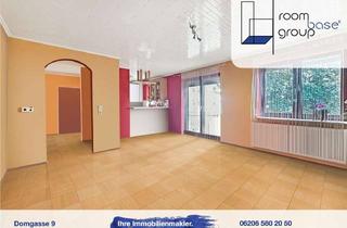 Wohnung kaufen in 68623 Lampertheim, Ruhige Lage, gute Rendite: ETW mit zwei Balkonen und Garage in Neuschloß