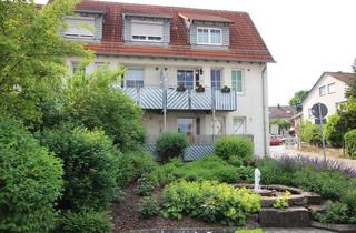Wohnung mieten in 72108 Rottenburg, Dachgeschosswohnung mit Einbauküche und Carport in Wurmlingen