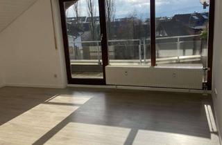 Wohnung mieten in Hungerbergstraße 67, 71364 Winnenden, Großzügige 2-Zimmer Dachgeschosswohnung auf dem Hungerberg