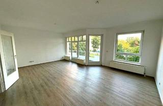 Wohnung mieten in Badeweg, 17033 Stadtgebiet West, Helle 1 Raum Wohnung im 1. OG in Neubrandenburg am Park mit Balkon Keller Stellplatz Kulturpark