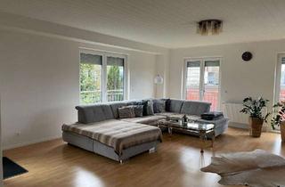 Wohnung mieten in Auf Dem Ralande 8a, 21465 Wentorf, Großzügige 5-Zimmer Wohnung + inkl. Balkon + Vollbad + Gäste WC