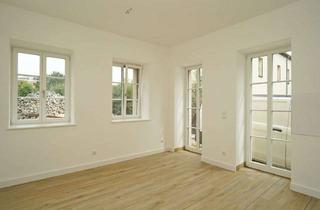 Wohnung mieten in Kesselsdorfer-Straße 185, 01169 Naußlitz, 3-Zimmer-EG-Wohnung (62 m²) mit Terrasse im historischen Reiterhof – Dresden