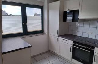 Wohnung mieten in 47918 Tönisvorst, Moderne 2-Zimmer-Dachgeschosswohnung in Tönisvorst – zentrale Lage, Einbauküche & Garage