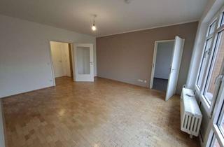 Wohnung mieten in 12203 Lichterfelde, Behagliche Dachgeschosswohnung (für 2 Jahre)