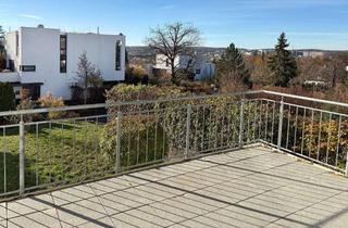 Haus kaufen in 71032 Böblingen, Auf der Waldburg: Lichtdurchflutete DHH mit Einliegerwohnung