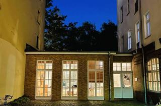 Gewerbeimmobilie mieten in Luisenstrasse 41, 10117 Mitte, Backsteinremise im ruhigen Hinterhof in Top-Lage Berlin-Mitte mit netten Nachbarn