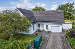 Haus kaufen in 57392 Schmallenberg, Schmallenberg - Ein Haus zum Ankommen - stilvoll wohnen im Grünen