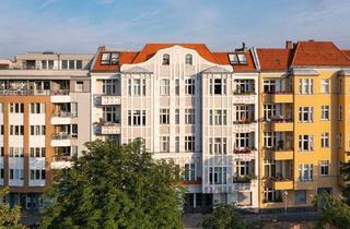 Wohnung kaufen in Bundesratufer 12, 10555 Berlin, Berlin - Vermietete Altbauwohnung mit Balkon & Wannenbad an der Spree